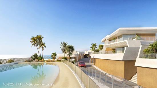 casa de tres  dormitorios con jardín 79m2 y espectaculares vistas al mar - MALAGA