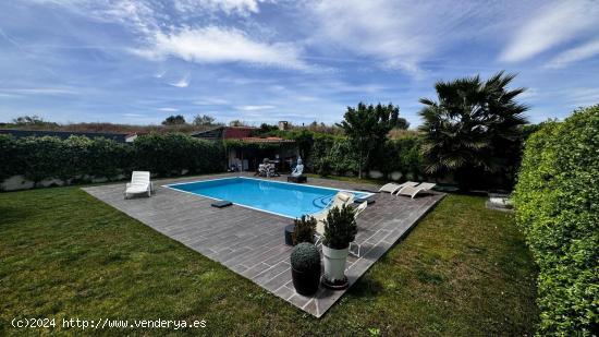 CARIHUELA SOL VENDE MAGNIFICO CHALET INDEPENDIENTE CON PISCINA EN  ARANJUEZ - MADRID