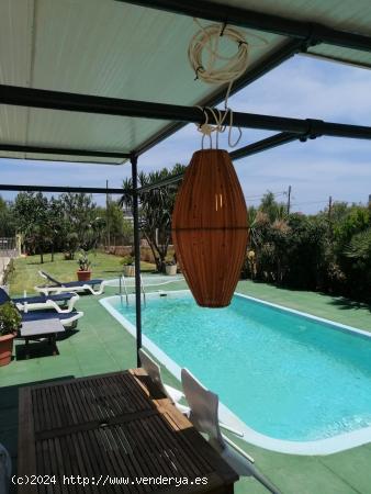 Chalet independiente con piscina en Puerto de Alcudia - BALEARES