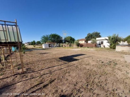 ZONA HIGUERON - Parcela de terreno de 1.500m con pequeña edificacion de 40 m. - CORDOBA