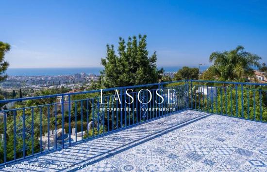 Impresionante casa independiente de lujo con vistas al mar y una villa independiente para invitados 