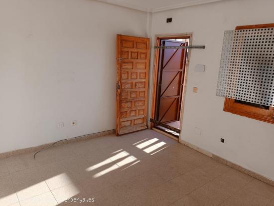 Bungalow a reformar en 1era planta sin ascensor - MURCIA