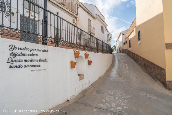 CASA CON ENCANTO EN EL CENTRO DE PIZARRA - MALAGA