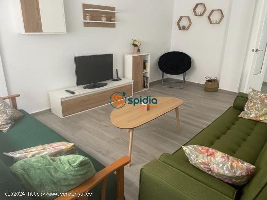 Apartamento para alquiler de temporadas en pleno centro de Águilas ideal familias - Rincón de Mar