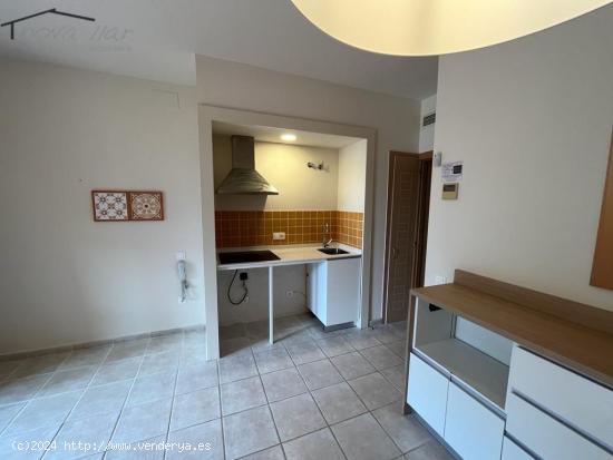 APARTAMENTO EN APARTHOTEL - TARRAGONA