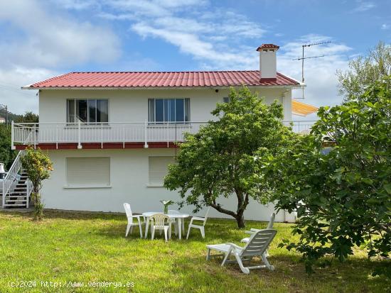 VIVIENDA UNIFAMILIAR EN CEDEIRA - A CORUÑA