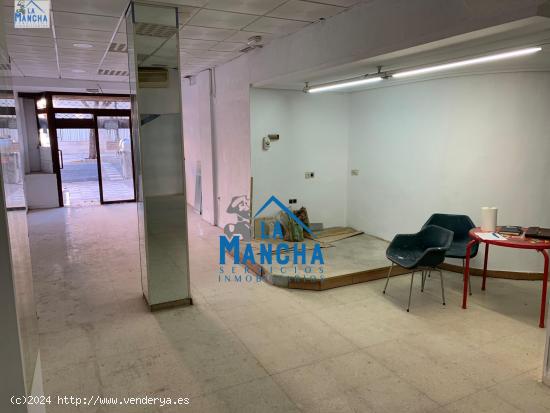  REF: C270 INMOBILIARIA LA MANCHA VENDE LOCAL COMERCIAL ZONA FERIA - ALBACETE 