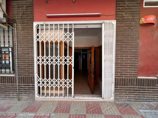 LOCAL COMERCIAL EN BENIFAIO - VALENCIA