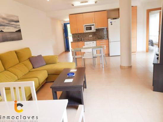  PRECIOSO Y AMPLIO APARTAMENTO A ESCASOS METROS DE LA PLAYA - CADIZ 