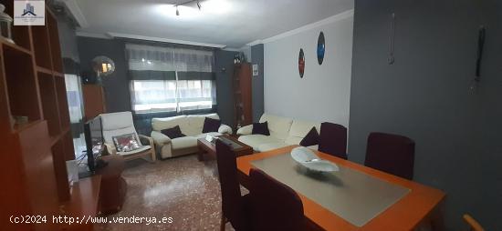 Vivienda Familiar en Onda con terraza de 165 metros cuadrados - CASTELLON