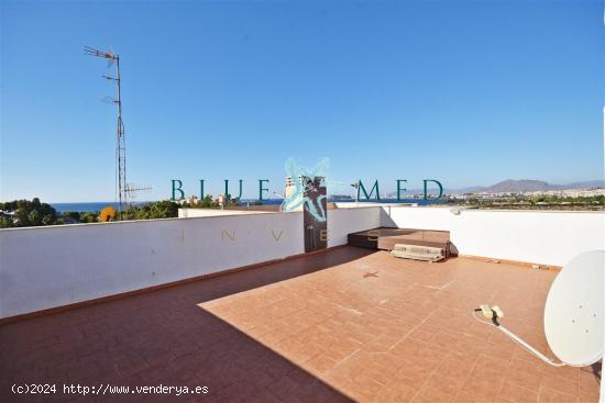 ÁTICO EN ISLA PLANA CON VISTAS AL MAR Y PISCINA - MURCIA