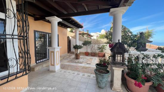  Hermosa villa en Roque del Conde - SANTA CRUZ DE TENERIFE 