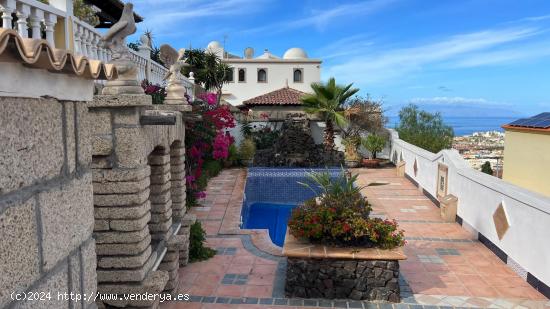 Hermosa villa en Roque del Conde - SANTA CRUZ DE TENERIFE