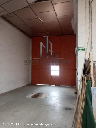 SE VENDE NAVE INDUSTRIAL POLIGONO CAMPOLLANO - ALBACETE