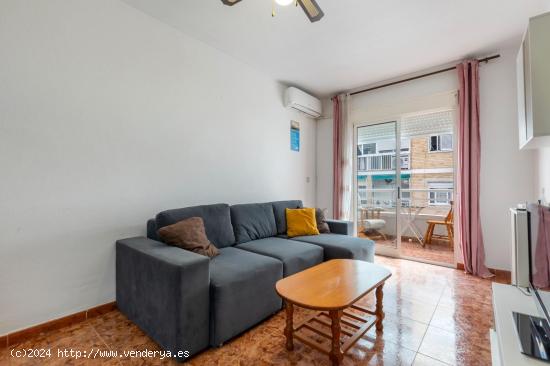 APARTAMENTO DE 2 DORMITORIOS 1 BAÑO EN CENTRO DE TORREVIEJA (ALICANTE) - ALICANTE