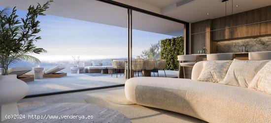 MAGNIFICA VIVIENDA CON VISTAS AL MAR EN RESERVA DEL HIGUERÓ - MALAGA