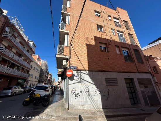 Local comercial en venta  en Badalona - Barcelona