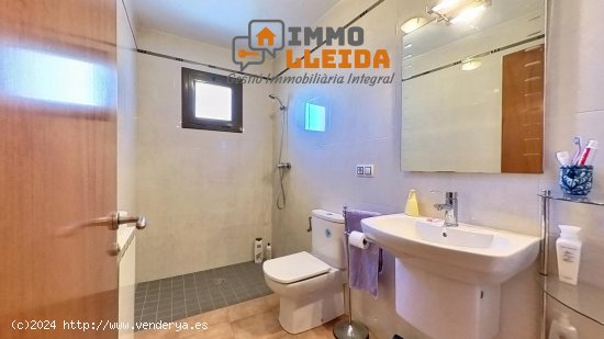 Unifamiliar adosada en venta  en Agramunt - Lleida