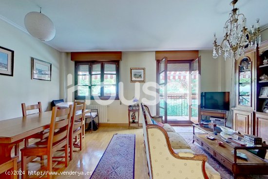 Casa en venta de 267 m² Betoño Kalea, 01013 Vitoria-Gasteiz (Araba)