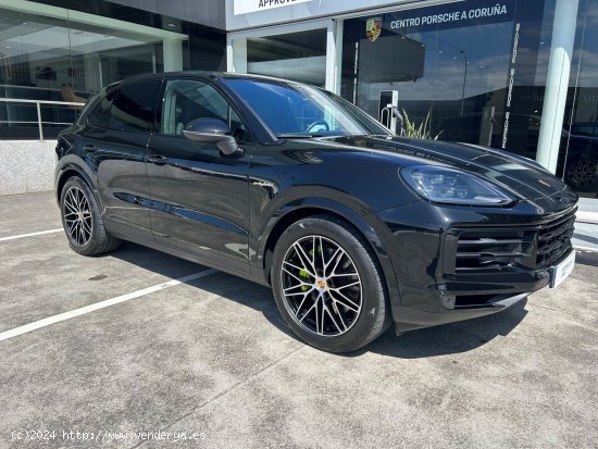 Porsche Cayenne E-HYB - Perillo