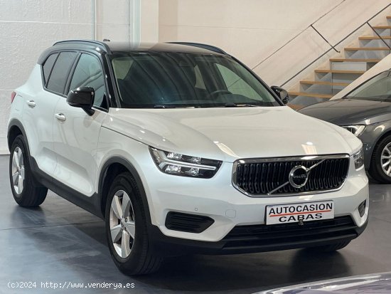 Volvo XC40 1.5 T2 Momentum - Gelves