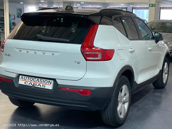 Volvo XC40 1.5 T2 Momentum - Gelves