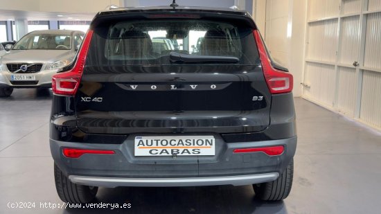 Volvo XC40 2.0 B3 G Core Auto - Gelves