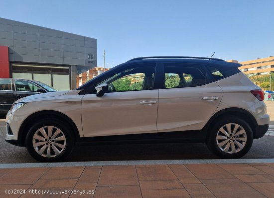 Seat Arona TSI 110CV. STYLE GO ECO E6 MUY BUEN ESTADO Y MUCHO EQUIPAMIENTO - Mollet