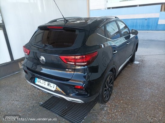 MG ZS 1.0T Luxury de 2022 con 19.500 Km por 17.200 EUR. en Valladolid