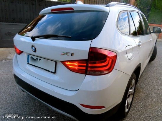 BMW X1 16D ECO BIXENON LEDS-KLIMATIZADOR-NAVI TV- de 2015 con 220.000 Km por 9.700 EUR. en Granada