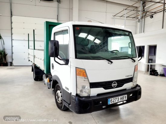 Nissan Cabstar volquete 140cv cabina simple de 2013 con 133.443 Km por 17.990 EUR. en Valencia