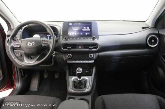 Hyundai Kona 1.0 TGDI Maxx 4x2 de 2023 con 8.389 Km por 21.050 EUR. en Madrid