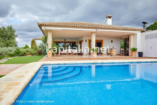 Exclusivo Chalet a la venta en Ontinyent - VALENCIA