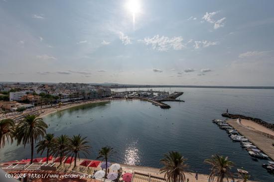 Ático con terraza y vistas panorámicas al mar en Cala estancia - BALEARES