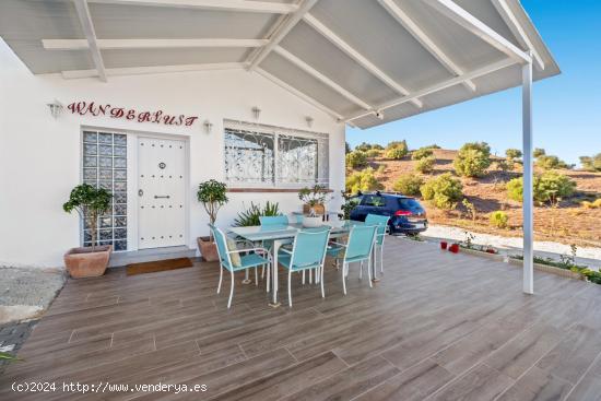 Casa independiente en Las Lomas, Alhaurín el Grande - MALAGA