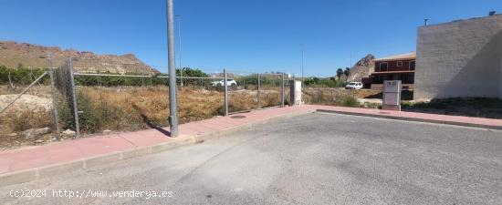  SE VENDE ESTUPENDO SOLAR EN URBANIZACION LA PAIRA - MURCIA 