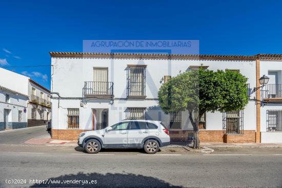 Casa en venta en Olivares (Sevilla) - SEVILLA