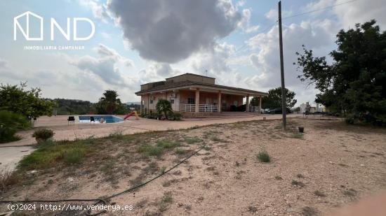 Se vende fantástico chalet independiente en Chiva !! - VALENCIA