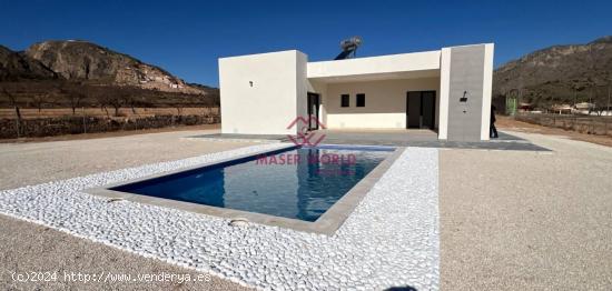 VILLA DE OBRA NUEVA EN JUMILLA - MURCIA