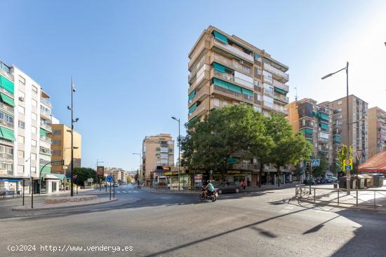  MAGNIFICA OPORTUNIDAD DE COMPRA EN CALLE PALENCIA ZAIDIN - GRANADA 