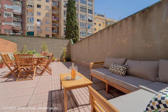 MAGNÍFICO PISO CON TERRAZA Y 5 HABITACIONES - BARCELONA