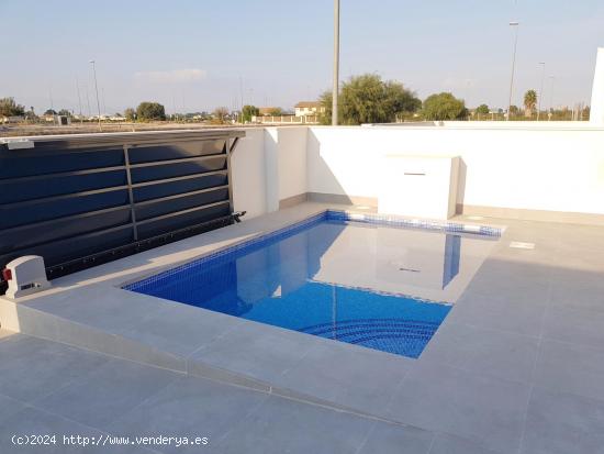 CHALET PAREADO con PISCINA PRIVADA en Daya Nueva. - ALICANTE