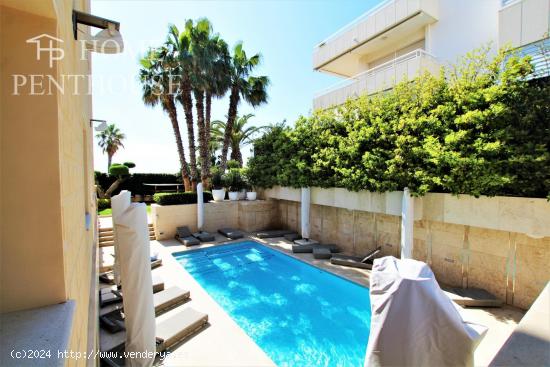 Casa catalogada con licencia turística en primera línea de mar en Sitges!!! - BARCELONA