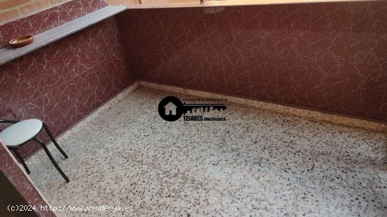 INMOBILIARIA TEJARES ALQUILA PISO EN ZONA HOSPITAL - ALBACETE