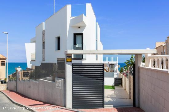 VILLA A ORILLAS DE LA PLAYA DE LA MATA – TORREVIEJA! - ALICANTE