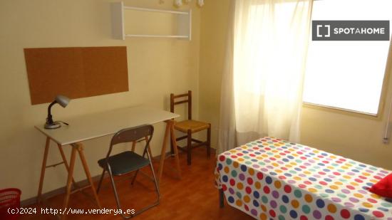 Habitación en piso compartido en Córdoba - CORDOBA