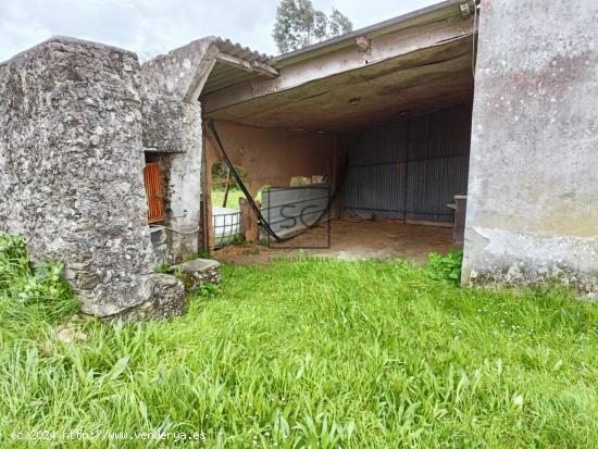 Casa para reformar en A Bedoxa - A CORUÑA