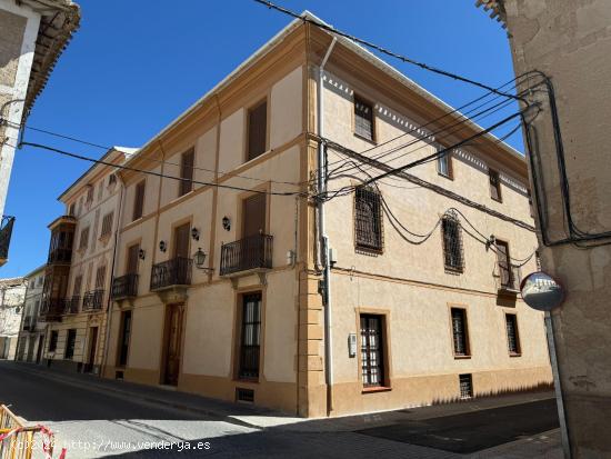 Casa Señorial en Huescar - GRANADA - GRANADA