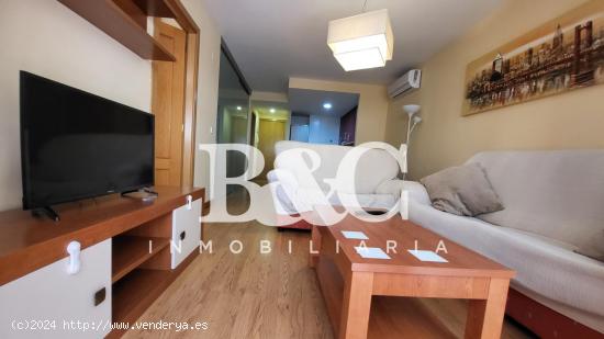 APARTAMENTO EN EL CENTRO CON PISCINA COMUNITARIA - MURCIA