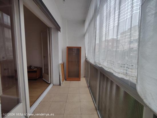 SE VENDE PISO AL CENTRO DE VILAFRANCA CON AMPLIO BALCÓN - BARCELONA